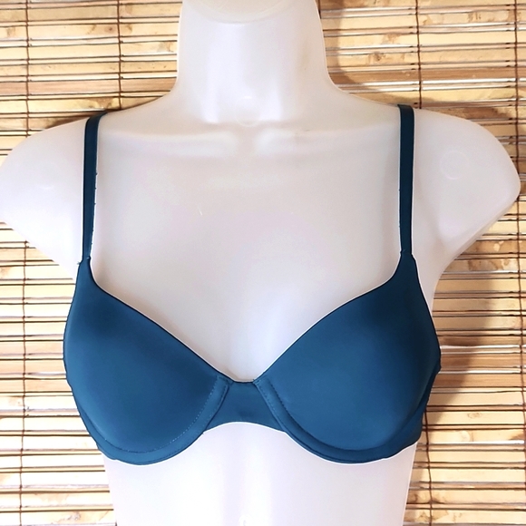 Booby Bundle! 5pcs 32A/Small - Picture 4 of 12